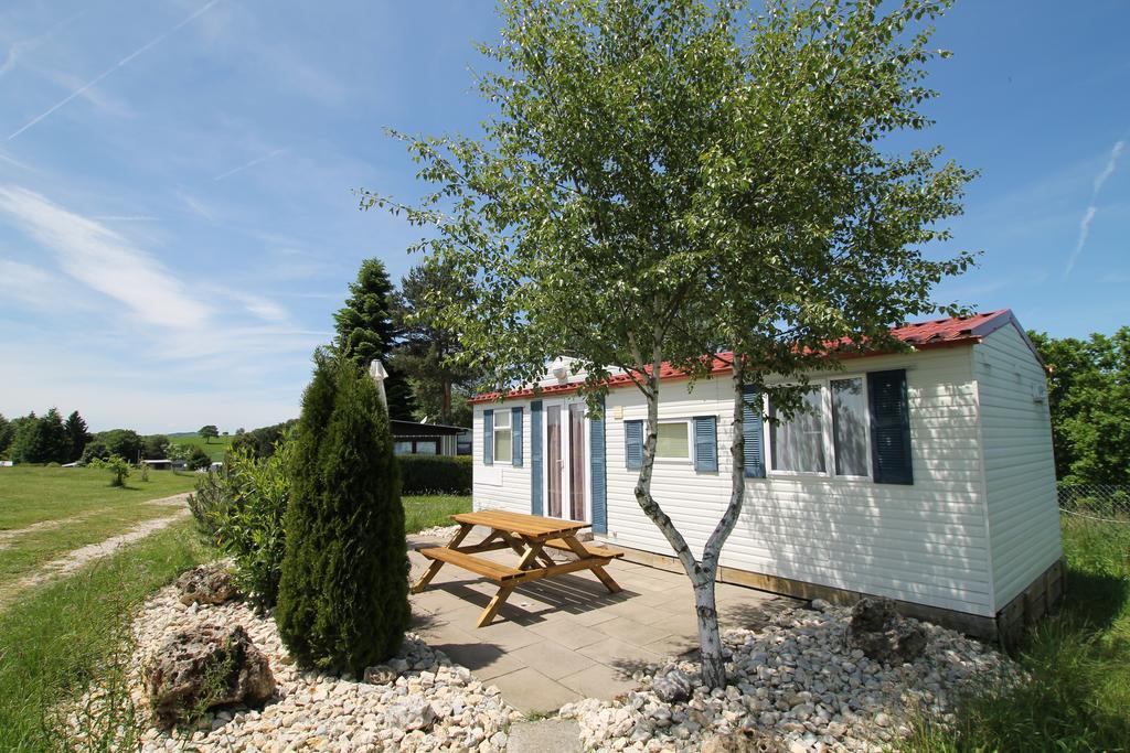 Azur Camping Schwaebische Alb Sonnenbuhl Luaran gambar
